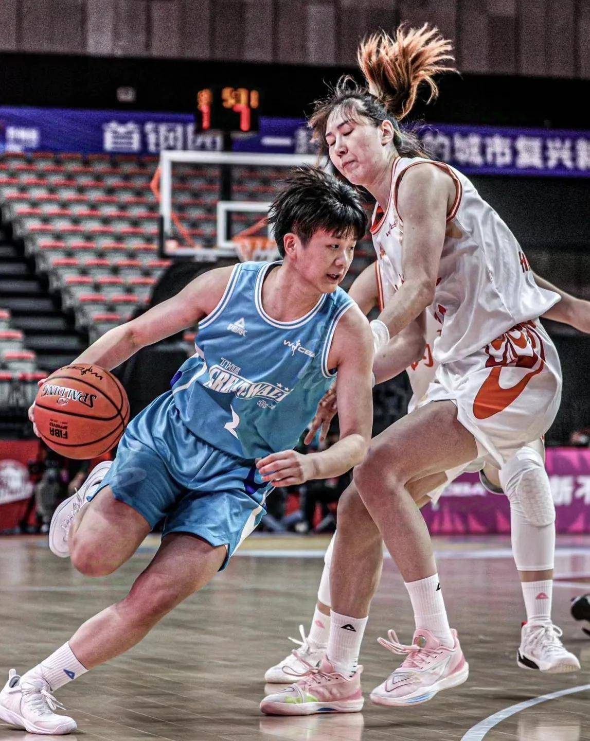 台湾女篮全队迅猛发力，主场比赛豪取胜利的简单介绍