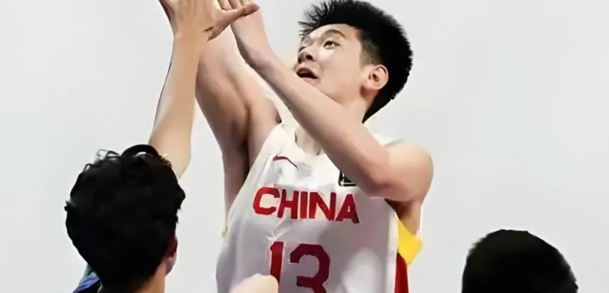 景博JBO体育平台-陈国豪加盟广东希望不大；朱总续约黄荣奇，锁定前江苏队