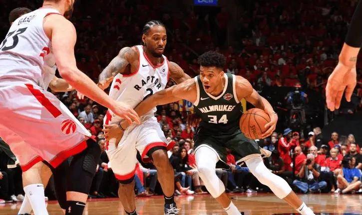 年薪5413万+5683万，将争冠球队慢慢拖垮！NBA被高估的超巨诞生